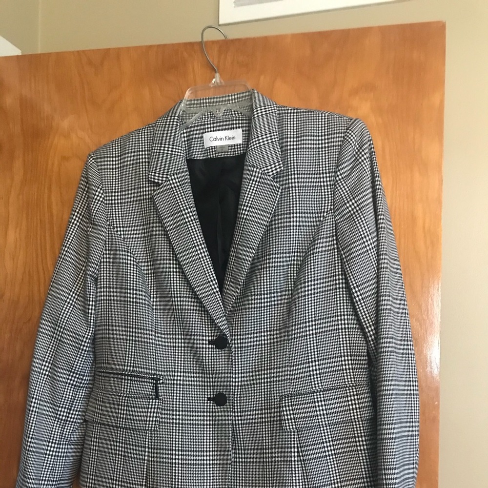 Black and White Calvin Klein Blazer-NWOT Sz 10
